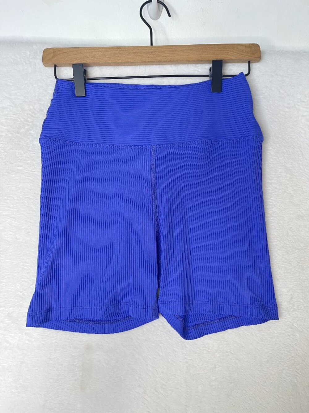 Year of Ours Ribbed Cobalt Blue 6" Biker Shorts sz M Activewear Pilates Summer